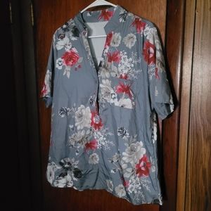 Brand New! Women's Blouse 3XL.